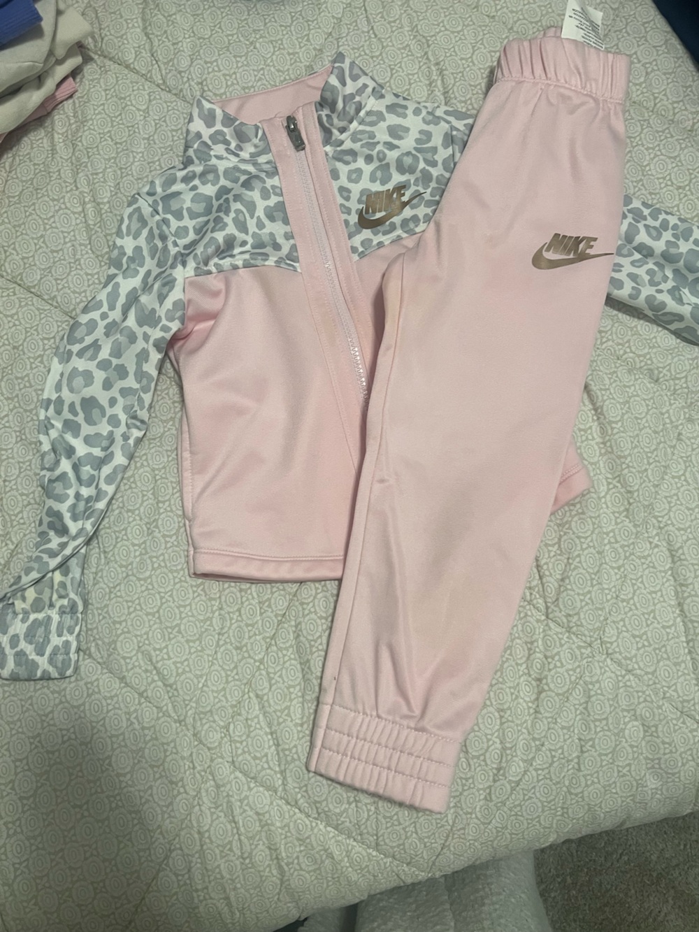 Nike Girls Pink and Light Gray Leopard Jogger Sweatpants Set